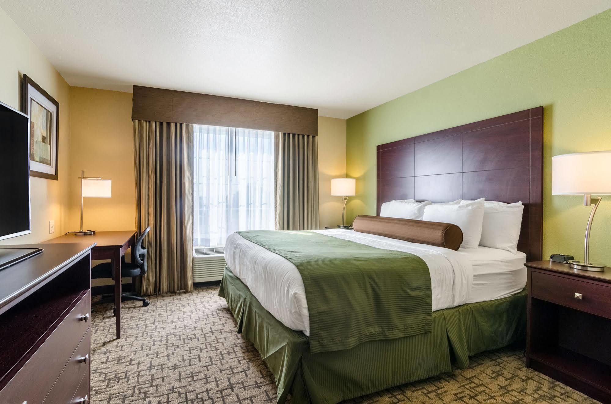 Cobblestone Hotel & Suites - Mccook Dış mekan fotoğraf