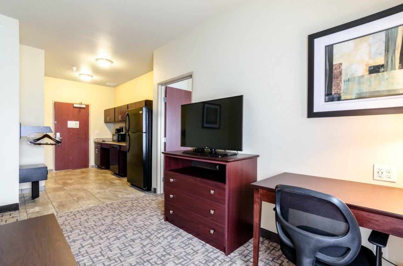 Cobblestone Hotel & Suites - Mccook Dış mekan fotoğraf